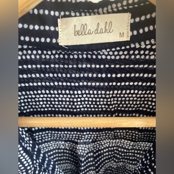 Bella Dahl long sleeve relaxed rayon hipster button down front - Picture 4 of 6